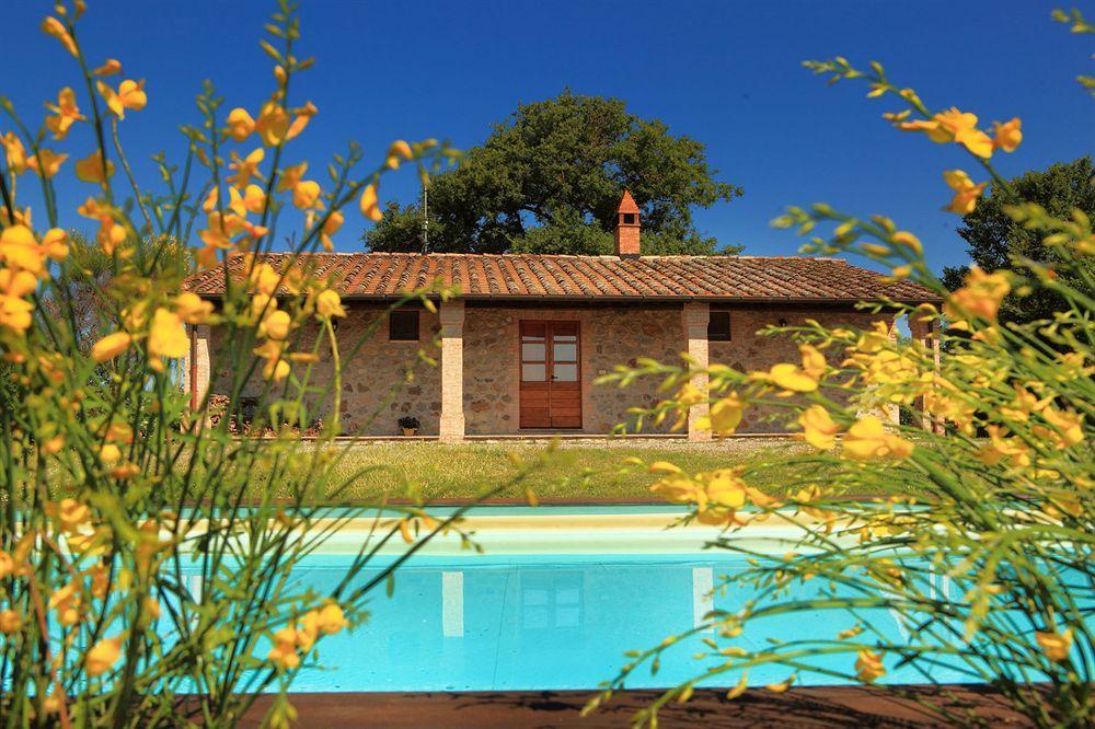 Farm stay Tenuta Di Corbara *